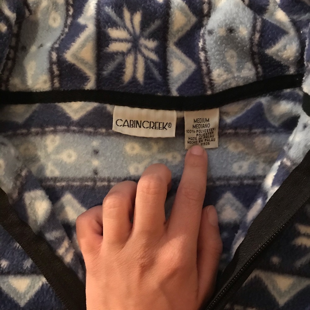 Cabin Creek — Pull Over Sweater